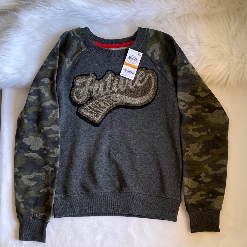 Epic Threads Boys Camo Graphic Save The Future Sweatshirt Size Small. NWT.